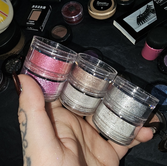 Tons of mac makeup price js for whole lot - Picture 2 of 6